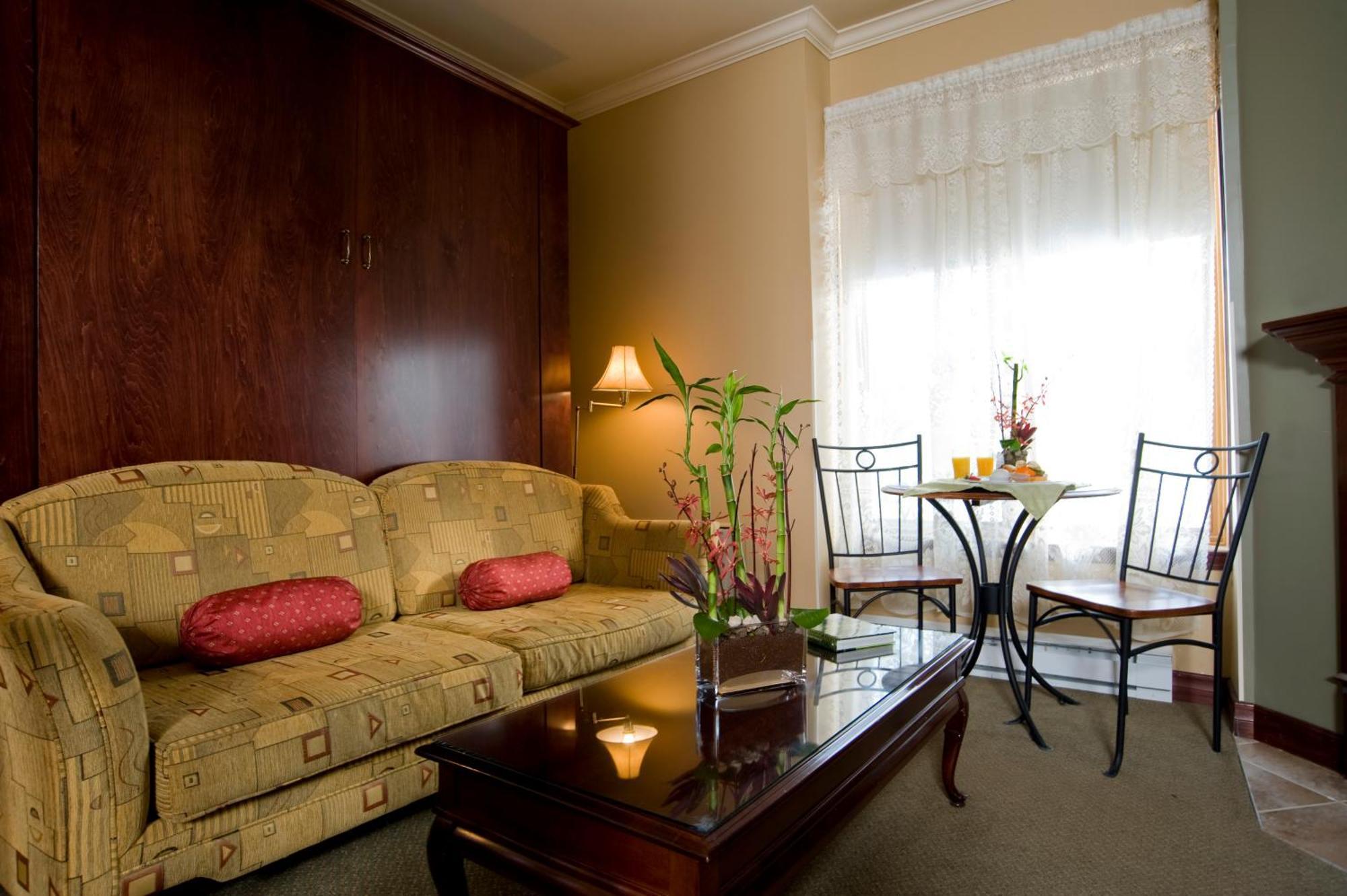 Relais St-Denis Hotel Saint-Sauveur Luaran gambar