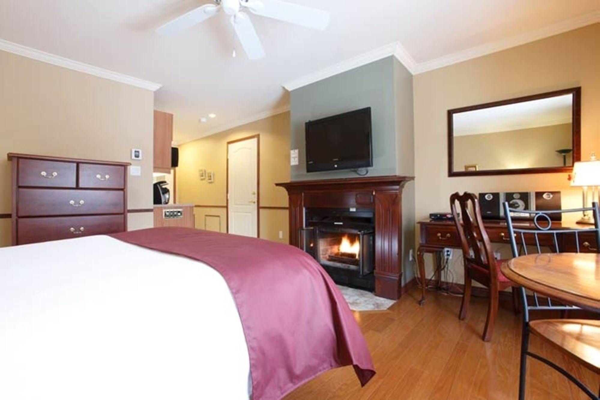 Relais St-Denis Hotel Saint-Sauveur Luaran gambar